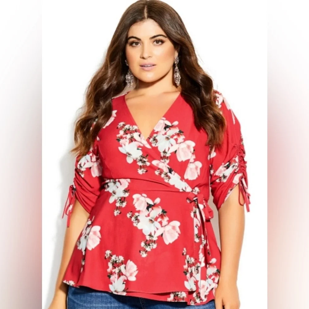 City Chic Lady Ascot Floral Wrap Top NWT plus S 16W - Picture 1 of 6